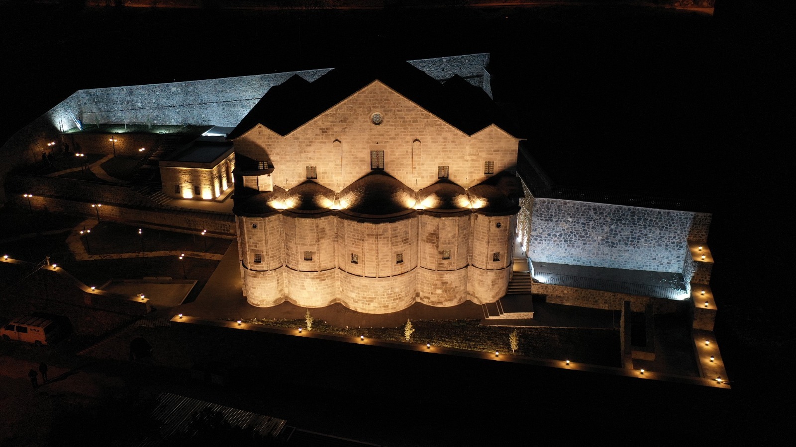 WhatsApp Image 2023-12-09 at 16.45.45