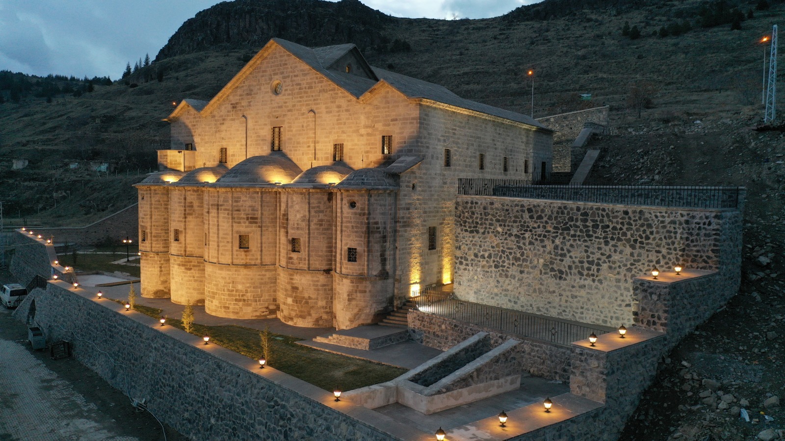 WhatsApp Image 2023-12-09 at 16.45.46 (2)